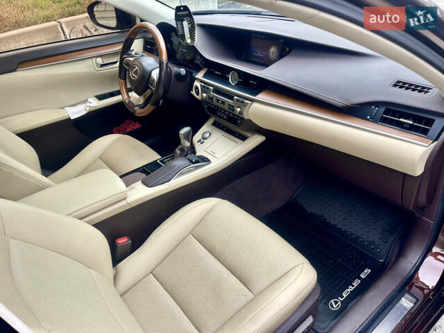 Лексус ЕС 2015 в Киеве на Automoto.ua Коричневый Лексус ЕС, объемом двигателя 2.49 л и пробегом 132 тыс. км за 20500 $, фото 27 на Automoto.ua