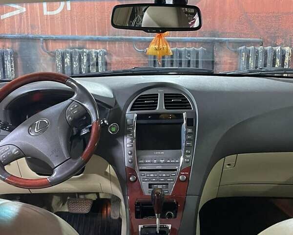 Красный Лексус ЕС, объемом двигателя 3.5 л и пробегом 331 тыс. км за 10500 $, фото 7 на Automoto.ua