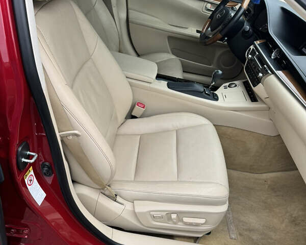 Червоний Лексус ЕС, об'ємом двигуна 2.5 л та пробігом 138 тис. км за 18999 $, фото 10 на Automoto.ua