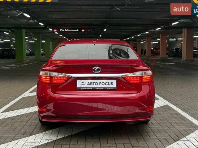 Красный Лексус ЕС, объемом двигателя 2.49 л и пробегом 300 тыс. км за 14990 $, фото 5 на Automoto.ua