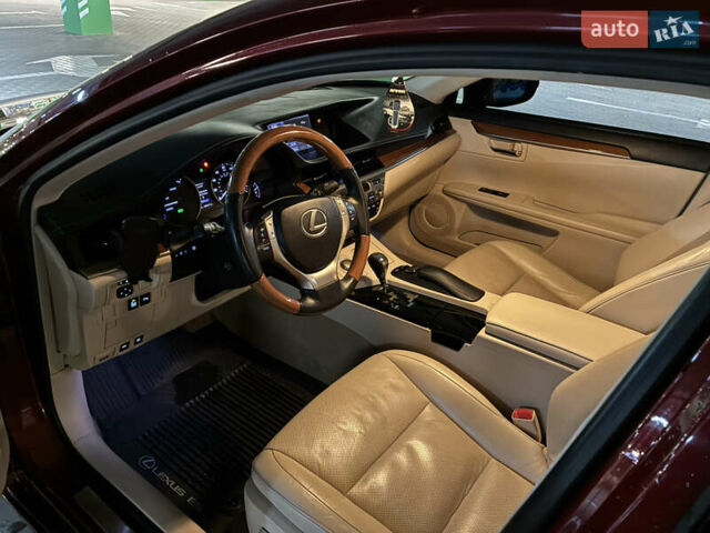 Красный Лексус ЕС, объемом двигателя 2.49 л и пробегом 166 тыс. км за 20500 $, фото 4 на Automoto.ua