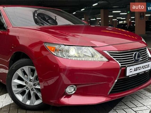 Красный Лексус ЕС, объемом двигателя 2.49 л и пробегом 300 тыс. км за 14990 $, фото 1 на Automoto.ua