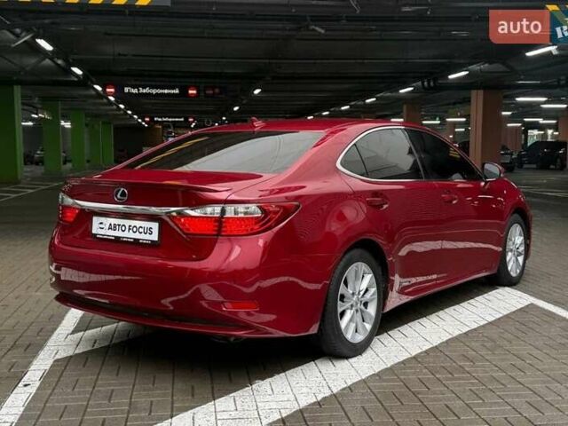 Красный Лексус ЕС, объемом двигателя 2.49 л и пробегом 300 тыс. км за 14990 $, фото 6 на Automoto.ua