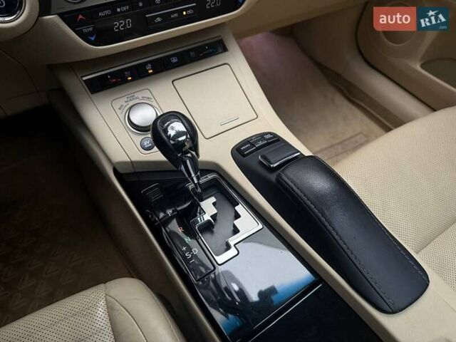 Красный Лексус ЕС, объемом двигателя 2.49 л и пробегом 300 тыс. км за 14990 $, фото 21 на Automoto.ua