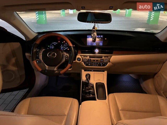 Красный Лексус ЕС, объемом двигателя 2.49 л и пробегом 166 тыс. км за 20500 $, фото 5 на Automoto.ua