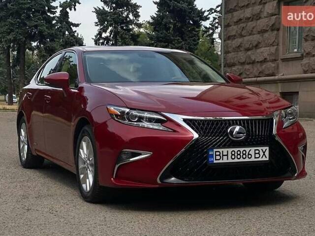 Красный Лексус ЕС, объемом двигателя 2.5 л и пробегом 180 тыс. км за 18800 $, фото 1 на Automoto.ua