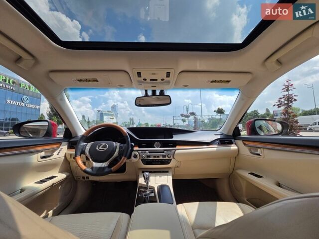 Красный Лексус ЕС, объемом двигателя 2.5 л и пробегом 147 тыс. км за 18800 $, фото 19 на Automoto.ua