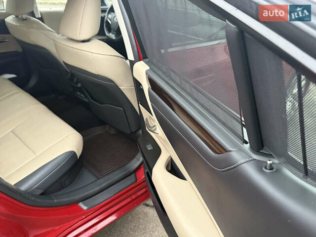 Красный Лексус ЕС, объемом двигателя 2.49 л и пробегом 56 тыс. км за 37499 $, фото 27 на Automoto.ua