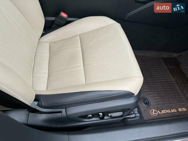 Красный Лексус ЕС, объемом двигателя 2.49 л и пробегом 56 тыс. км за 37499 $, фото 24 на Automoto.ua