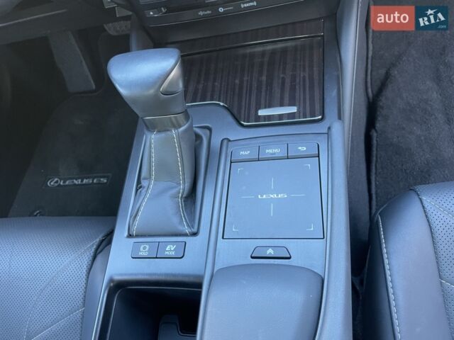 Красный Лексус ЕС, объемом двигателя 2.49 л и пробегом 57 тыс. км за 29999 $, фото 33 на Automoto.ua