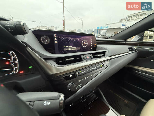 Красный Лексус ЕС, объемом двигателя 2.49 л и пробегом 56 тыс. км за 37499 $, фото 17 на Automoto.ua