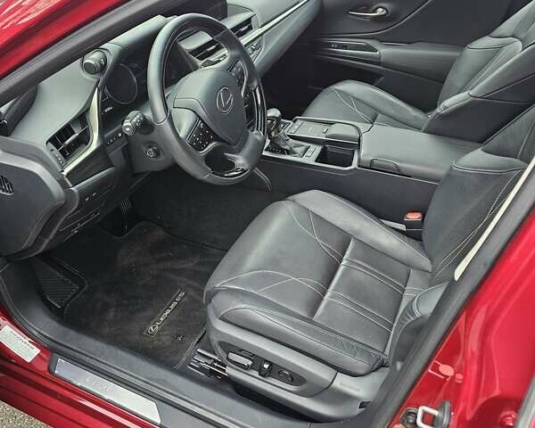 Красный Лексус ЕС, объемом двигателя 2.49 л и пробегом 69 тыс. км за 34900 $, фото 5 на Automoto.ua