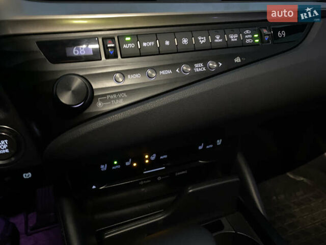 Красный Лексус ЕС, объемом двигателя 3.46 л и пробегом 127 тыс. км за 27500 $, фото 15 на Automoto.ua