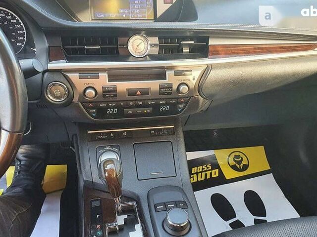 Лексус ЕС, объемом двигателя 3.5 л и пробегом 174 тыс. км за 17000 $, фото 14 на Automoto.ua