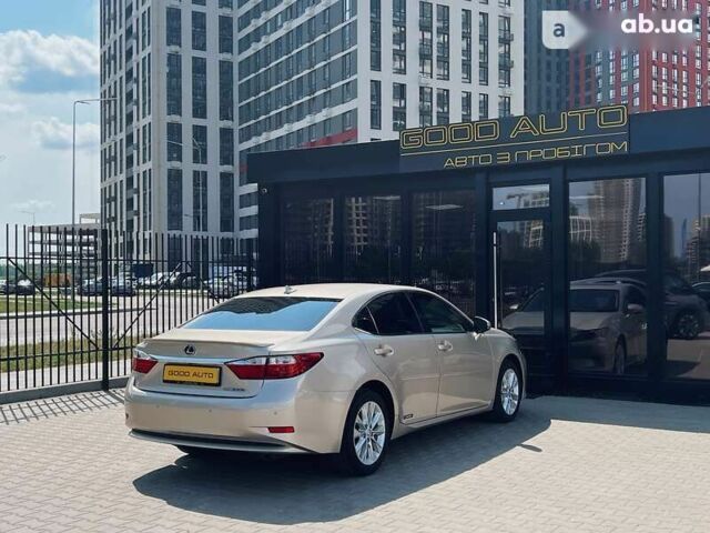 Лексус ЕС, объемом двигателя 0 л и пробегом 171 тыс. км за 19400 $, фото 6 на Automoto.ua
