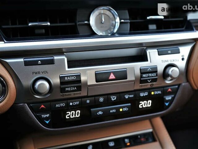Лексус ЕС, объемом двигателя 0 л и пробегом 40 тыс. км за 31900 $, фото 19 на Automoto.ua