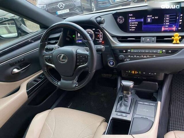 Лексус ЕС, объемом двигателя 4.25 л и пробегом 83 тыс. км за 34950 $, фото 9 на Automoto.ua