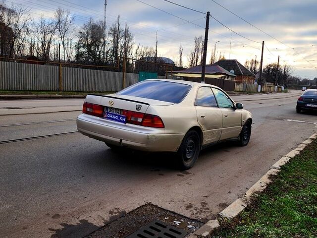 Лексус ЕС, объемом двигателя 3 л и пробегом 290 тыс. км за 1150 $, фото 4 на Automoto.ua