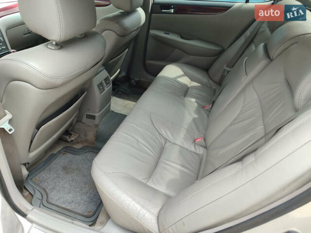 Лексус ЕС, объемом двигателя 3 л и пробегом 300 тыс. км за 4700 $, фото 6 на Automoto.ua