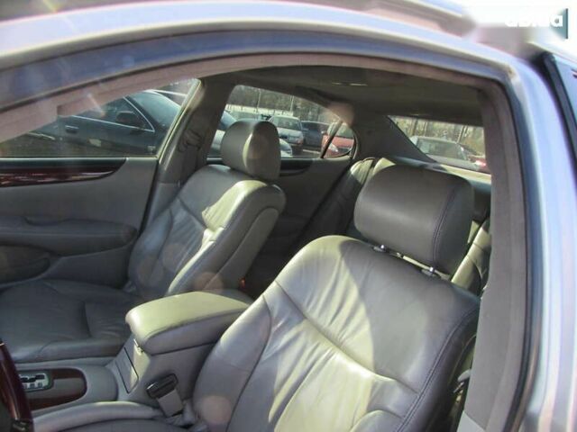 Лексус ЕС, объемом двигателя 0 л и пробегом 266 тыс. км за 5300 $, фото 8 на Automoto.ua