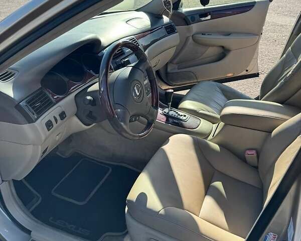 Лексус ЕС, объемом двигателя 3.3 л и пробегом 240 тыс. км за 5000 $, фото 10 на Automoto.ua