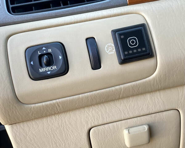 Лексус ЕС, объемом двигателя 3 л и пробегом 313 тыс. км за 7500 $, фото 16 на Automoto.ua