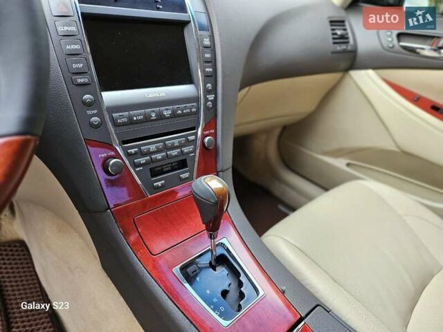 Лексус ЕС, объемом двигателя 3.46 л и пробегом 210 тыс. км за 8400 $, фото 10 на Automoto.ua