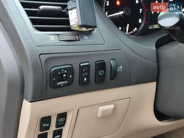 Лексус ЕС, объемом двигателя 3.5 л и пробегом 305 тыс. км за 8490 $, фото 18 на Automoto.ua