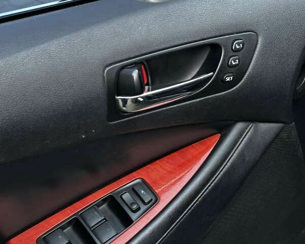 Лексус ЕС, объемом двигателя 0 л и пробегом 302 тыс. км за 8700 $, фото 6 на Automoto.ua