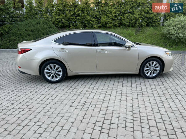 Лексус ЕС, объемом двигателя 3.5 л и пробегом 100 тыс. км за 17000 $, фото 4 на Automoto.ua
