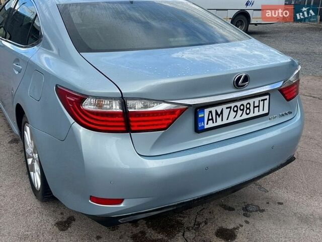Лексус ЕС, объемом двигателя 2.5 л и пробегом 290 тыс. км за 15000 $, фото 11 на Automoto.ua