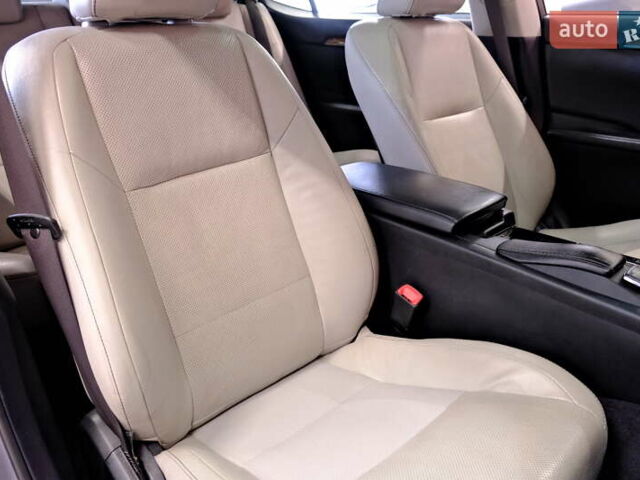 Лексус ЕС, объемом двигателя 2.5 л и пробегом 191 тыс. км за 16900 $, фото 46 на Automoto.ua