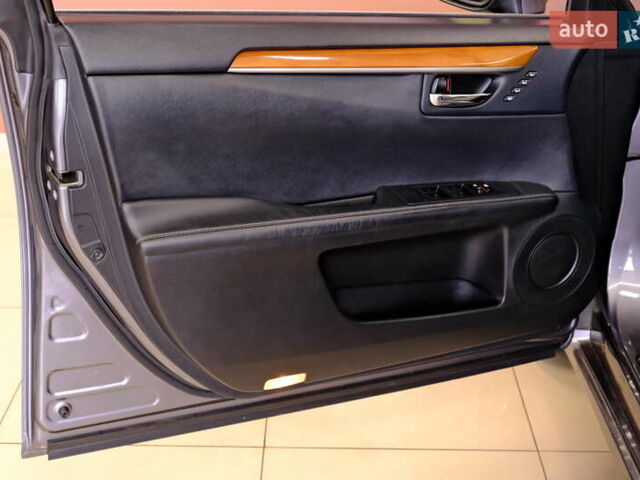 Лексус ЕС, объемом двигателя 2.5 л и пробегом 191 тыс. км за 16900 $, фото 31 на Automoto.ua