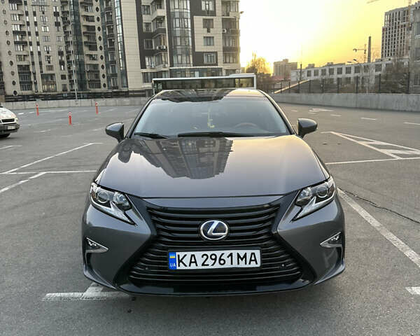 Лексус ЕС, объемом двигателя 2.49 л и пробегом 115 тыс. км за 21500 $, фото 2 на Automoto.ua