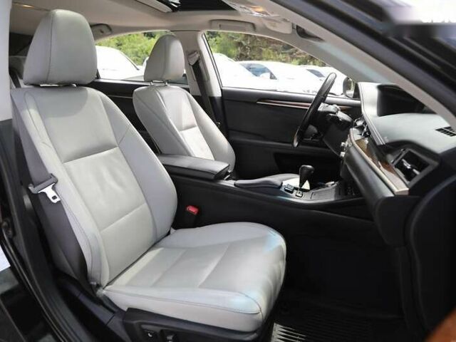 Лексус ЕС, объемом двигателя 0 л и пробегом 129 тыс. км за 19900 $, фото 9 на Automoto.ua
