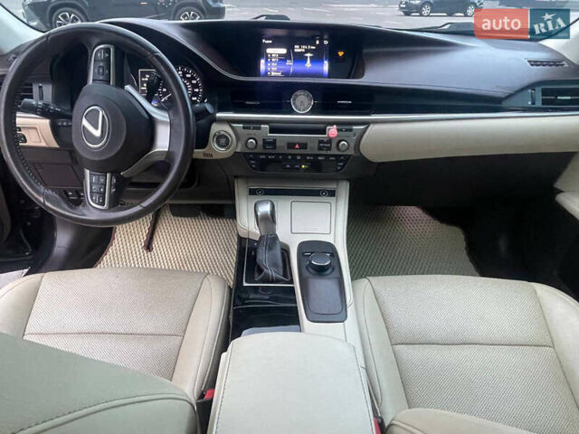 Лексус ЕС, объемом двигателя 3.46 л и пробегом 126 тыс. км за 20340 $, фото 6 на Automoto.ua