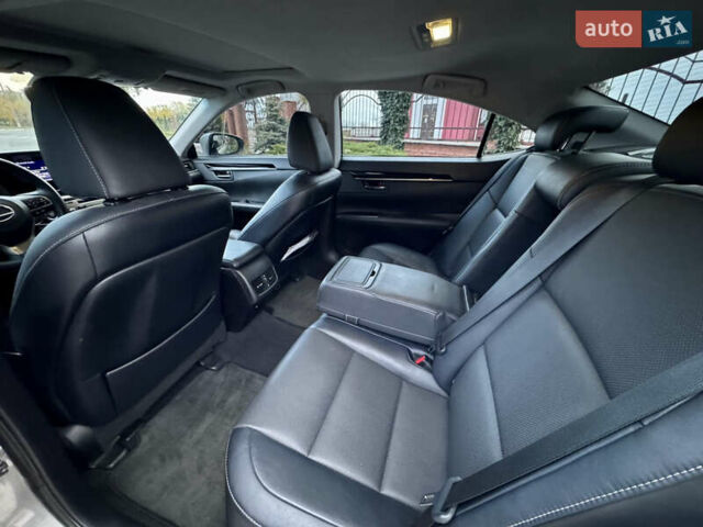 Лексус ЕС 2017 в Каменское - Днепродзержинск на Automoto.ua Лексус ЕС, объемом двигателя 3.46 л и пробегом 276 тыс. км за 18800 $, фото 13 на Automoto.ua