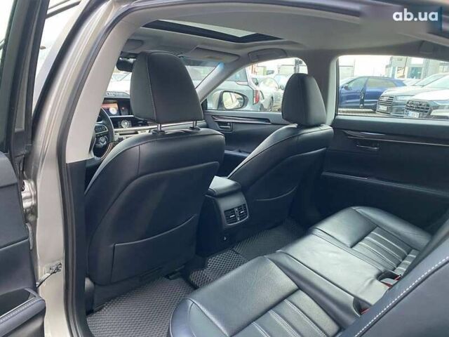 Лексус ЕС, объемом двигателя 3.5 л и пробегом 68 тыс. км за 24900 $, фото 22 на Automoto.ua