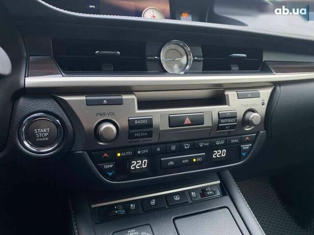 Лексус ЕС, объемом двигателя 3.5 л и пробегом 68 тыс. км за 24900 $, фото 16 на Automoto.ua