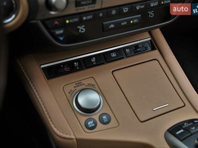 Лексус ЕС, объемом двигателя 2.49 л и пробегом 80 тыс. км за 30500 $, фото 18 на Automoto.ua