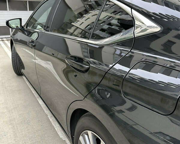 Лексус ЕС, объемом двигателя 2.5 л и пробегом 129 тыс. км за 31500 $, фото 6 на Automoto.ua
