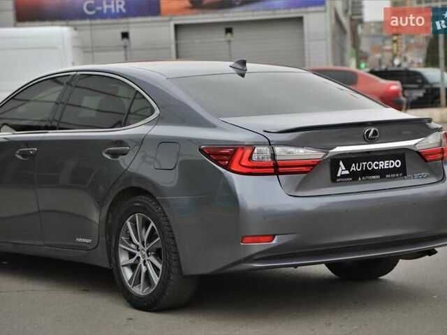 Лексус ЕС, объемом двигателя 2.49 л и пробегом 80 тыс. км за 30500 $, фото 5 на Automoto.ua