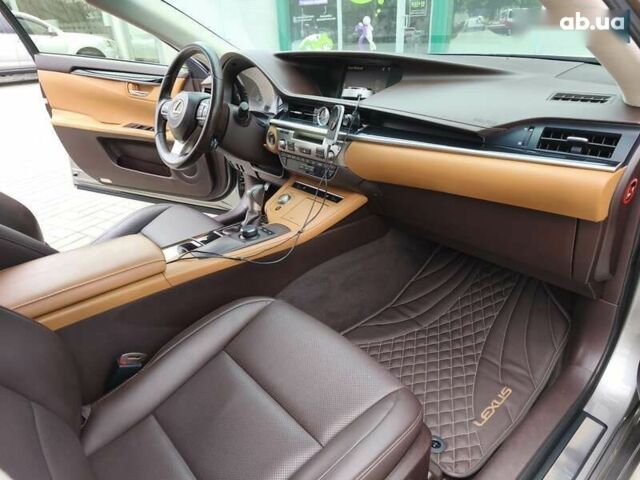 Лексус ЕС, объемом двигателя 0 л и пробегом 180 тыс. км за 25900 $, фото 16 на Automoto.ua
