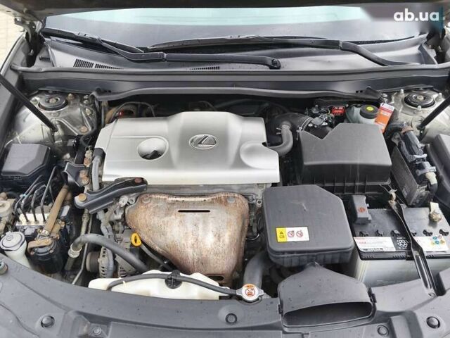 Лексус ЕС, объемом двигателя 0 л и пробегом 180 тыс. км за 25900 $, фото 28 на Automoto.ua