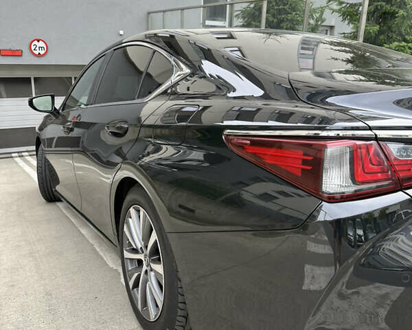 Лексус ЕС, объемом двигателя 2.5 л и пробегом 129 тыс. км за 31500 $, фото 5 на Automoto.ua