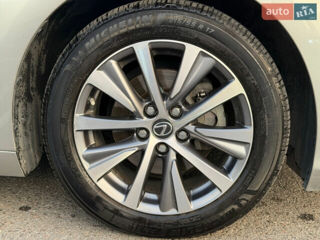 Лексус ЕС, об'ємом двигуна 2.49 л та пробігом 112 тис. км за 31000 $, фото 8 на Automoto.ua