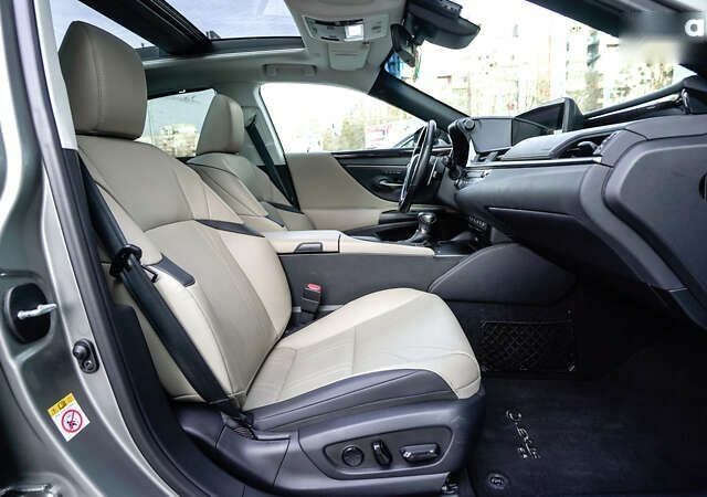 Лексус ЕС, объемом двигателя 2.5 л и пробегом 59 тыс. км за 41804 $, фото 5 на Automoto.ua