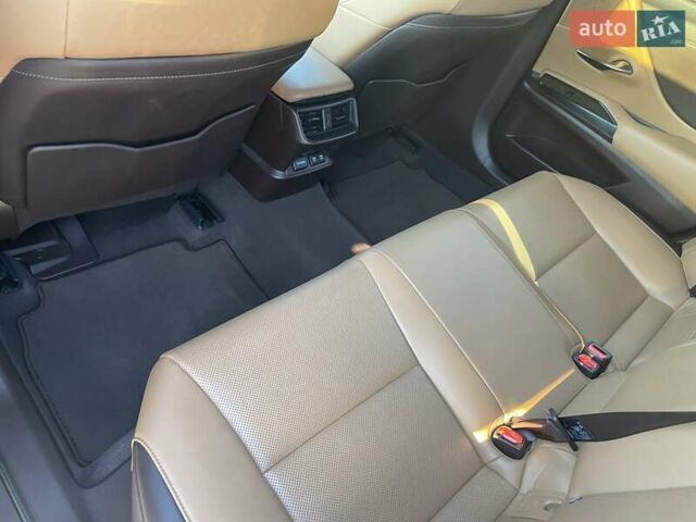 Лексус ЕС, объемом двигателя 2.49 л и пробегом 65 тыс. км за 35900 $, фото 11 на Automoto.ua