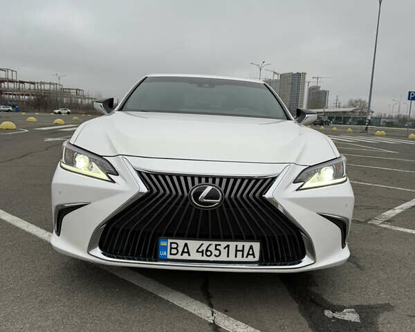 Лексус ЕС, объемом двигателя 2.49 л и пробегом 77 тыс. км за 34300 $, фото 1 на Automoto.ua