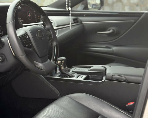 Лексус ЕС, объемом двигателя 2.49 л и пробегом 121 тыс. км за 33999 $, фото 10 на Automoto.ua